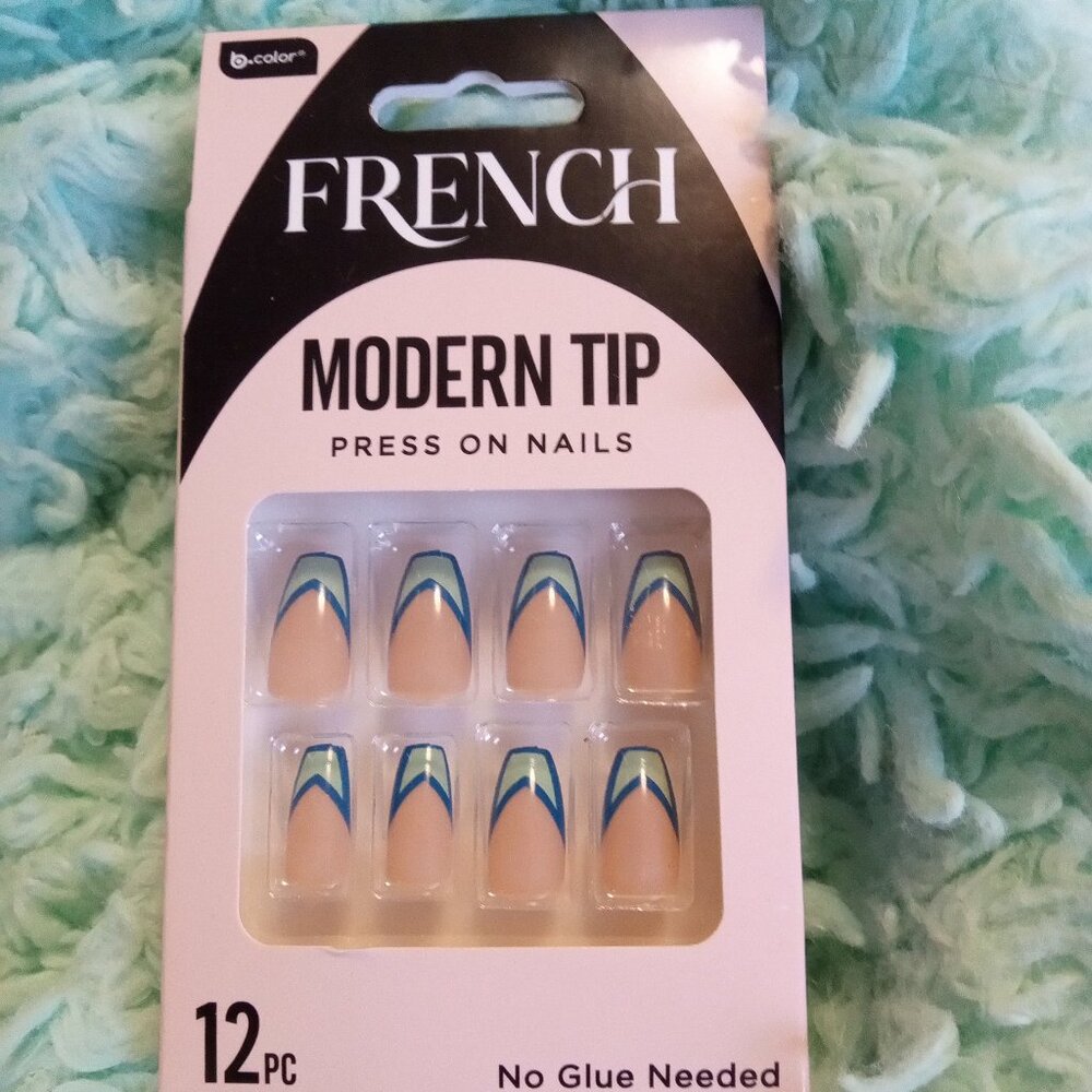Blue French tip press on nails